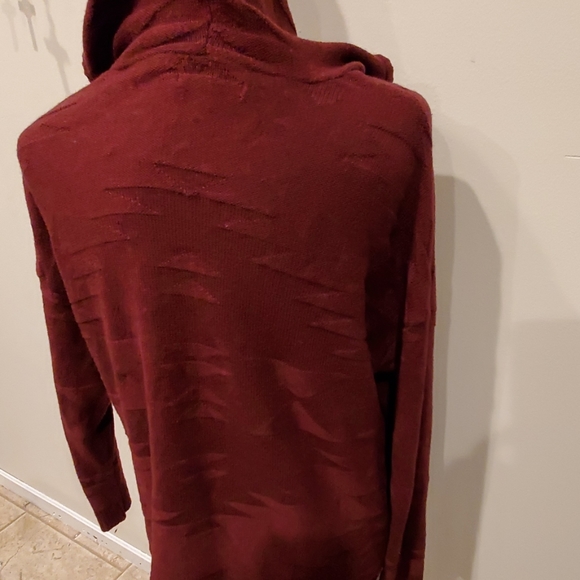 PRICE DROP! 🔥⬇️ AEO  Hooded sweater - Picture 2 of 2